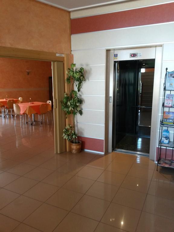 Hotel La Torre Los Montesinos Exteriör bild