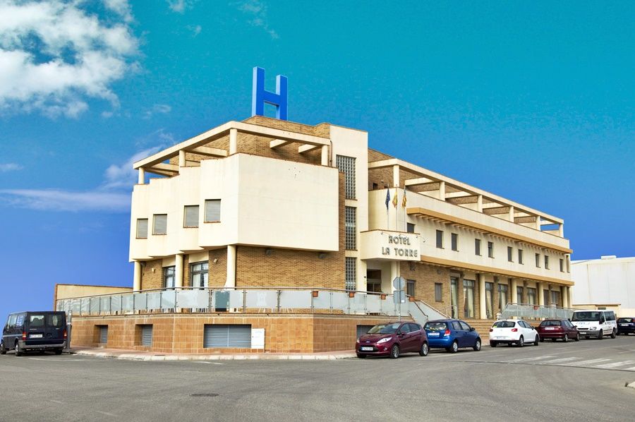 Hotel La Torre Los Montesinos Exteriör bild